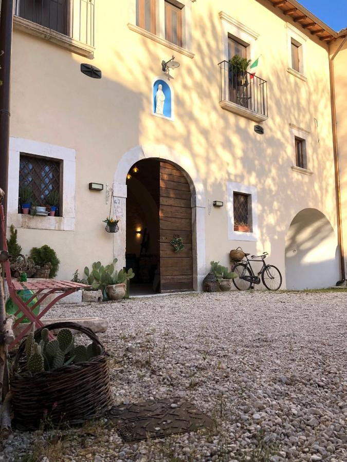 Dimora Dell'Arte Hotel Navelli Kültér fotó
