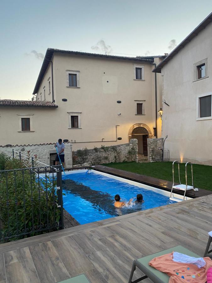 Dimora Dell'Arte Hotel Navelli Kültér fotó