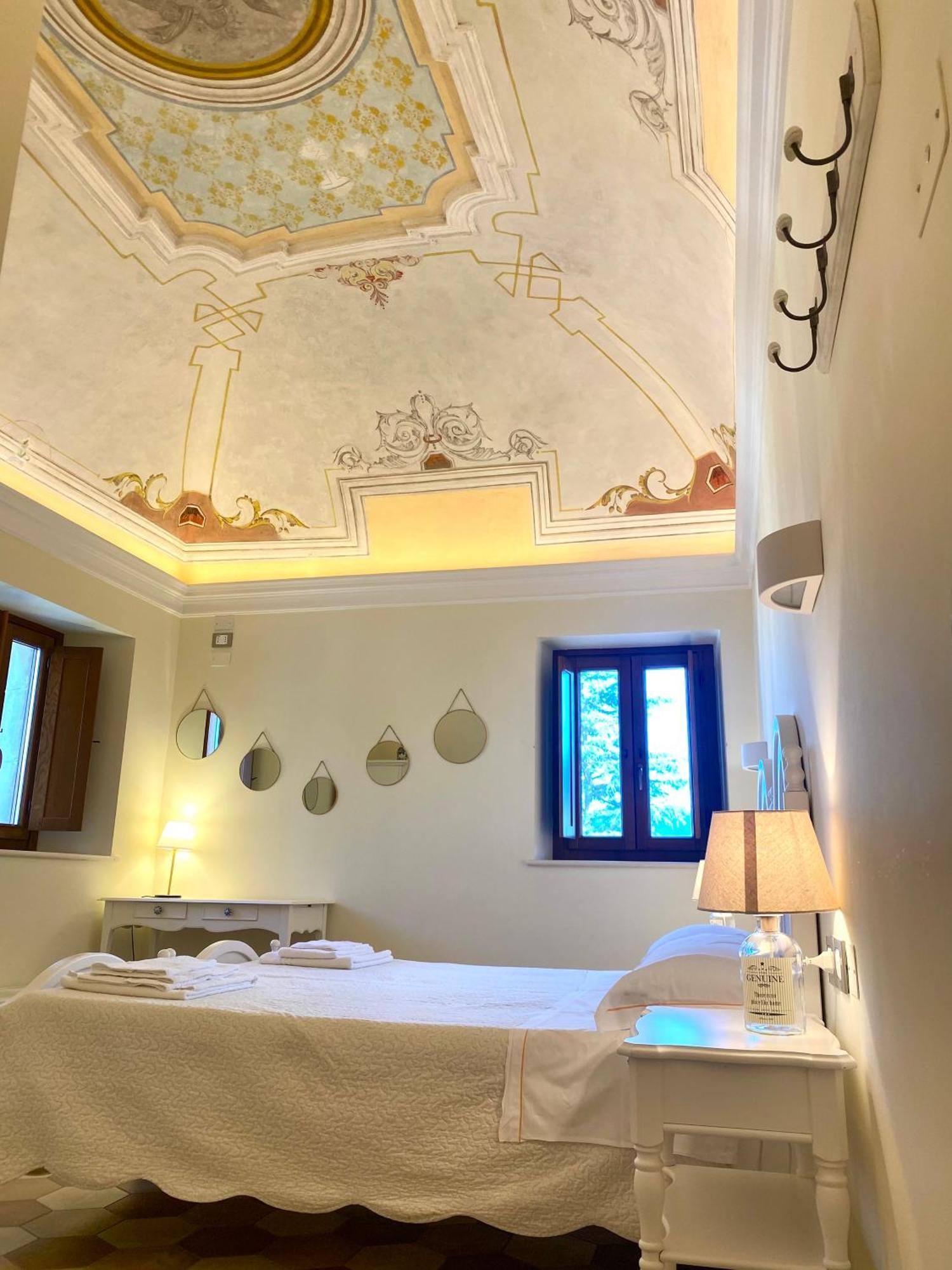 Dimora Dell'Arte Hotel Navelli Kültér fotó