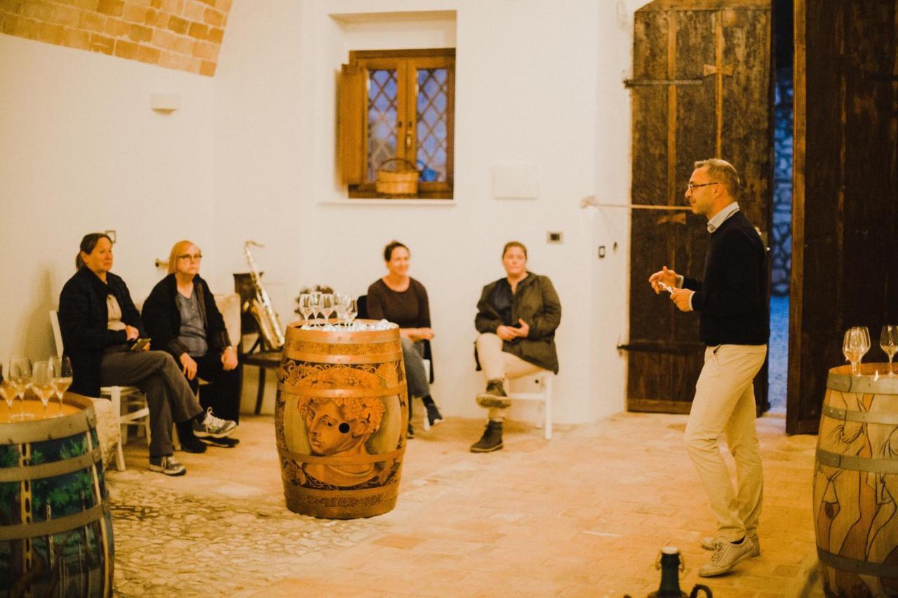 Dimora Dell'Arte Hotel Navelli Kültér fotó